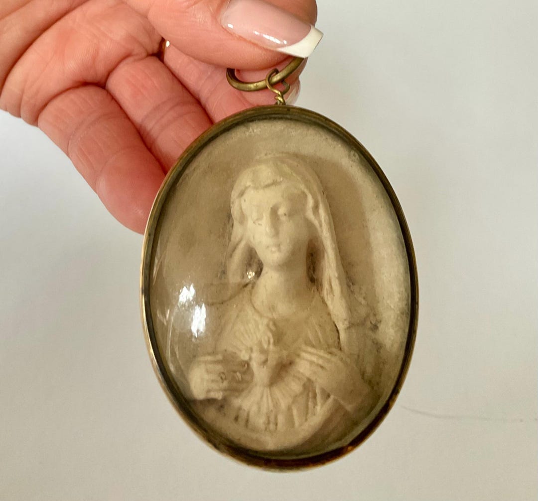 Antique French Meerschaum Religious Reliquary, Holy Virgin Mary Sacred ...