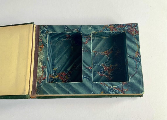 Antique Leather Bound Victorian Photo Album Book … - image 2
