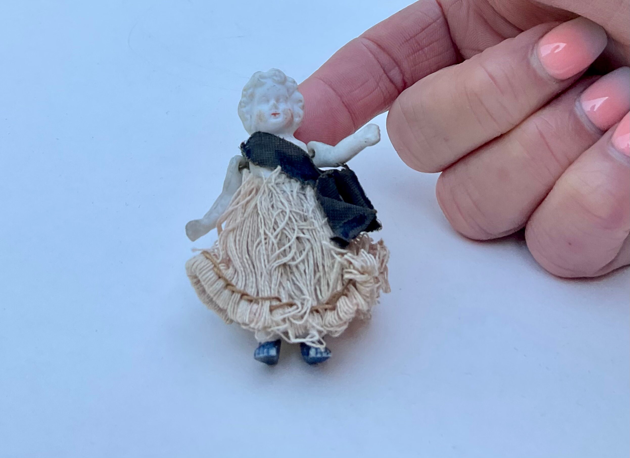 bisque doll Etsy 日本 Tiny german antique Antique アンティーク