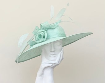 Mint Green Very Large Wedding Hatinator Hat.    WD7