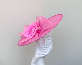 Bubblegum Pink Wedding Hatinator Hat.    J38