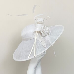 Off White Ivory Very Large Wedding Hatinator Hat. WD7 image 2