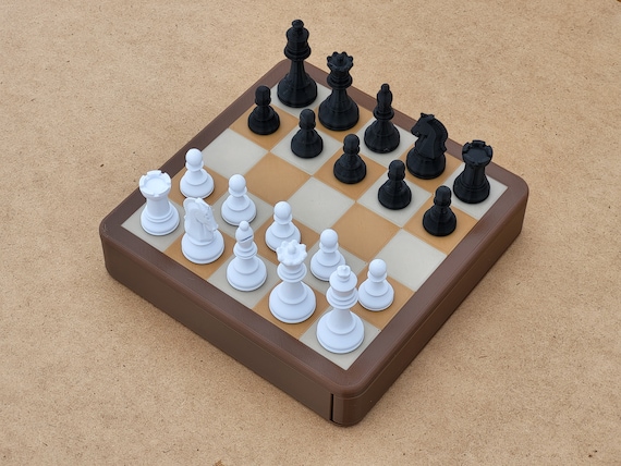 Play Chess Variants Online 