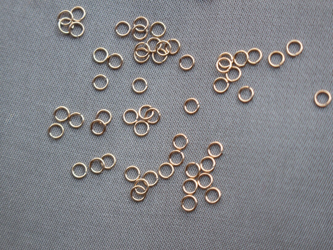 10K Solid Gold Jump Rings for Permanent Bracelet Gauge 26 - Etsy