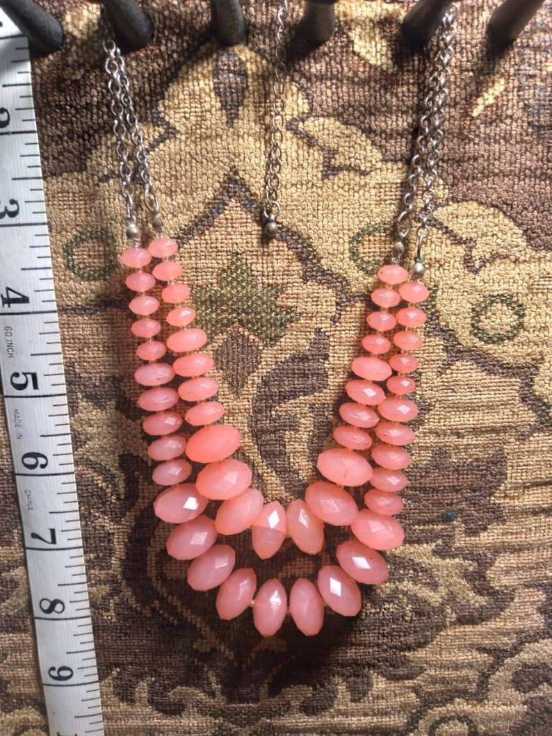 Pink bead necklace