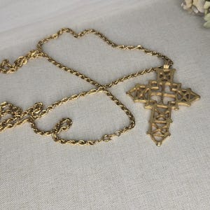Vintage Necklace Long Gold-Tone Chain Big Ornate Metal Cross Pendant Used Jewelry