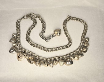 Nine West Vintage Metal Heart Chain Belt Brass Tone Link Heart Charm 43 Y2K Boho Nine West Vintage Heart Charm Chain Belt, Brass Tone Y2K  main image 4