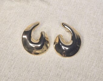 Vintage Earrings Gold-Tone Metal Unique Design Classy Used Jewelry Pierced