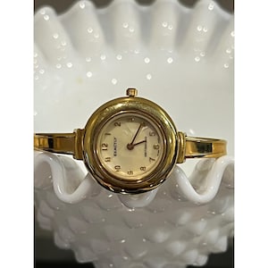 Exactly Watches - Etsy display picture 3