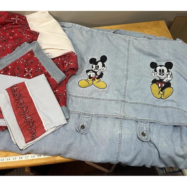 Funda nórdica vaquera de Mickey Mouse de VTG Disney Store, fundas de almohada bordadas tamaño queen, falda imagen 1