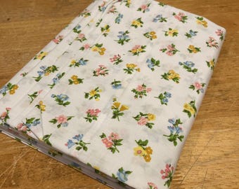 Vintage JCPenney Spring Floral Flat Twin Sheet Cotton Blend Small Flowers