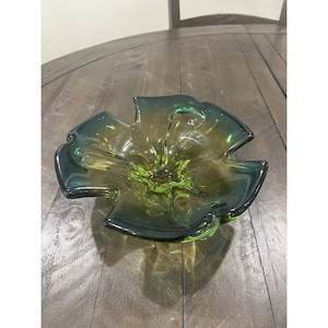 Murano Art Glass Bowl Green Yellow 3 Pull Sides 9” Italian Style MCM