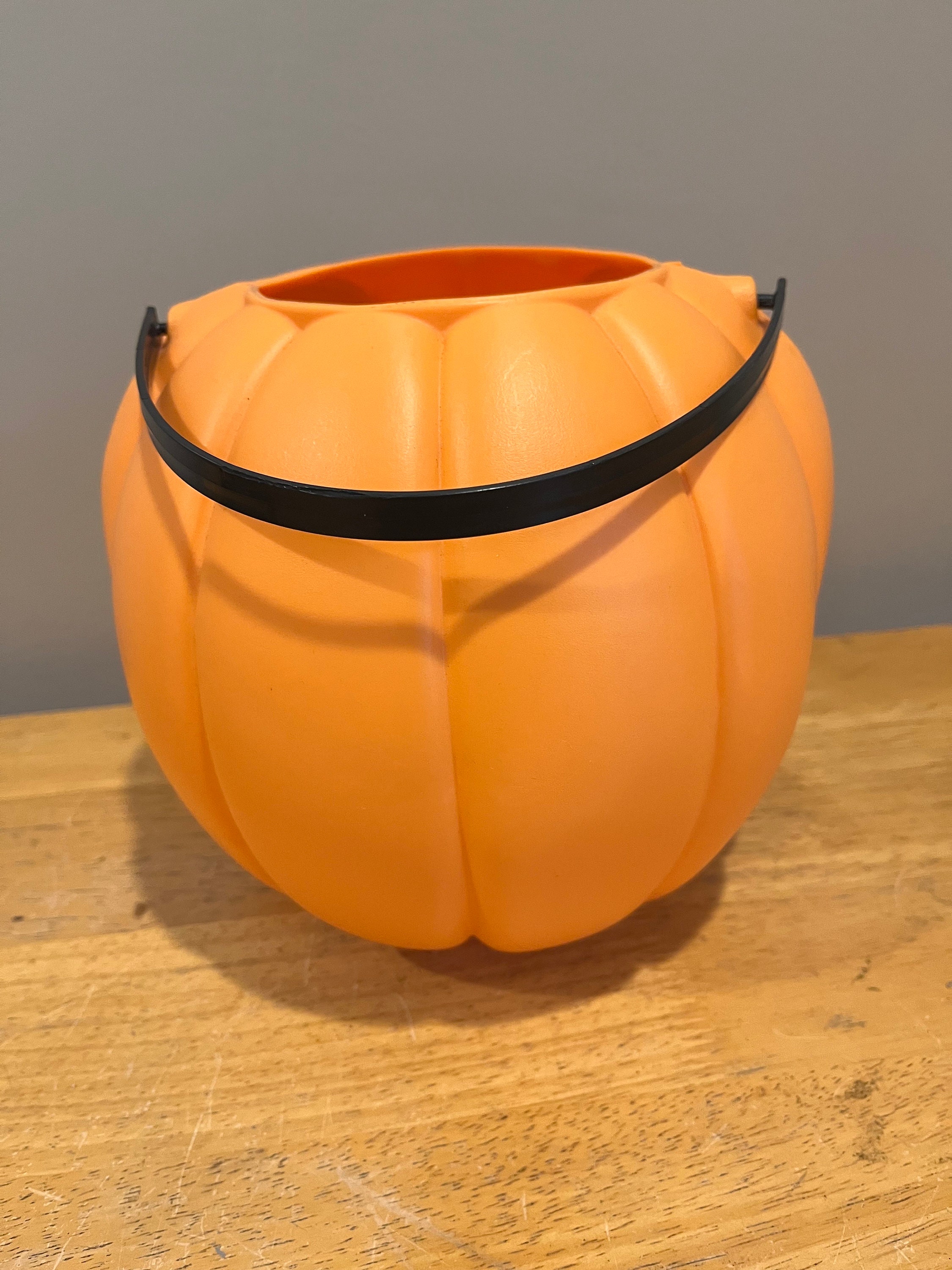 DISNEY Mickey Mouse Halloween Pumpkin Trick or Treat Candy Bucket/pail ...