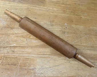Vtg Farmhouse Wooden Rolling Pin Rustic Tapered Handle Baking Pastry Tool 17.5"