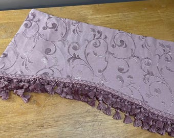 Vtg JCPenney Home Mauve Pink Jacquard Scroll Tassel Valance 74x14 Victorian Glam