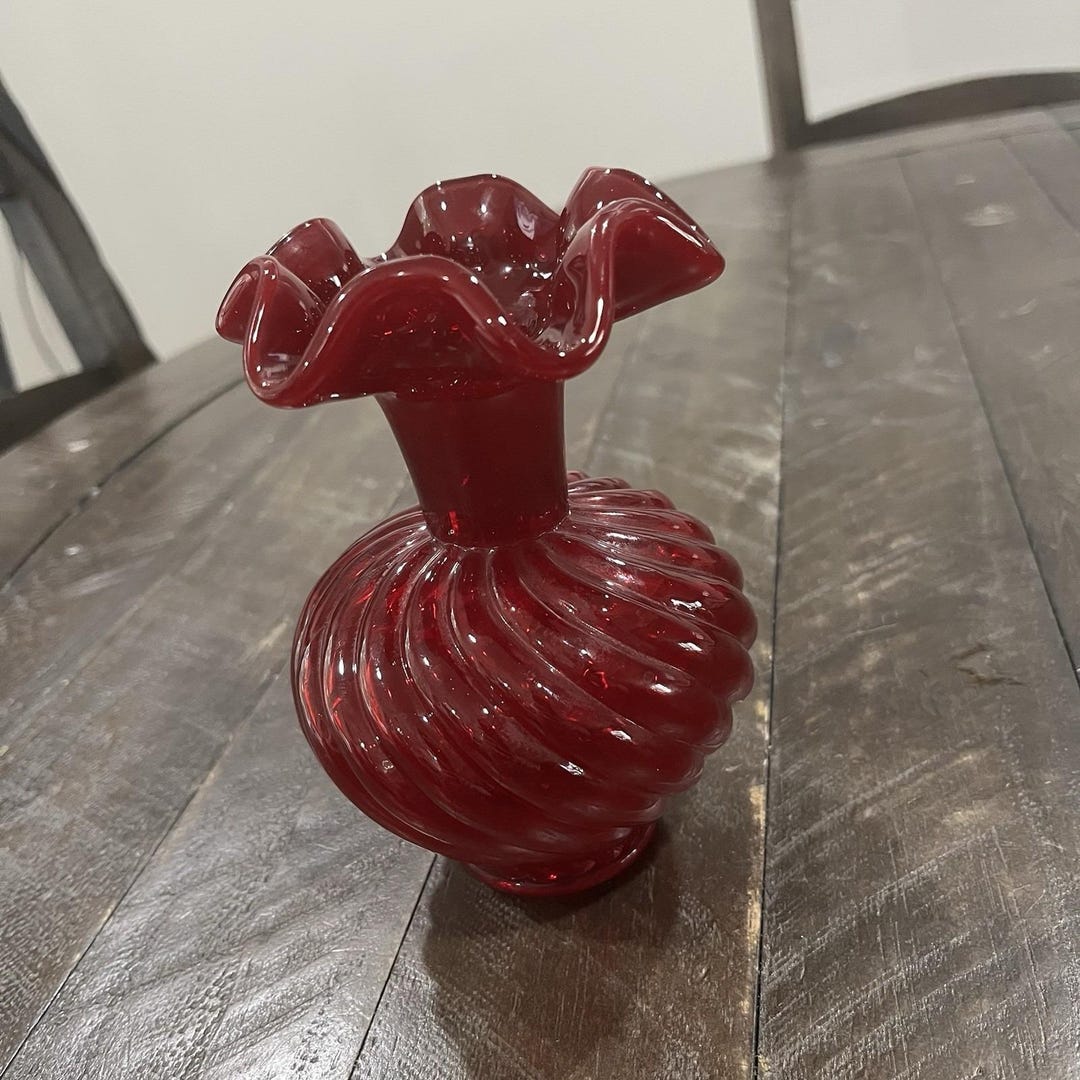 Vintage Ruby Red FENTON Swirl Ribbed Ruffle Edge Vase - Etsy