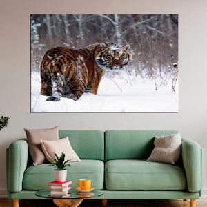 虎の壁アート - 大型ネコ科動物 - 野生の自然 - 動物の世界 - 動物の壁アート - 雪の中の虎 - ギフトのアイデア - 現代アート