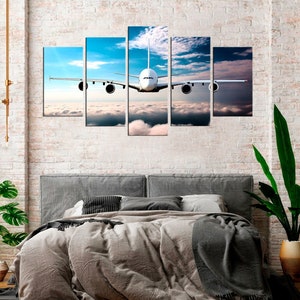 Vliegtuig - kunst aan de grote muur - luchtvaartfoto - modieuze hedendaagse kunst - blauwe lucht witte wolken - vliegtuigprint - kantoorinrichting