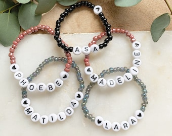 kids double heart personalised seed bead name/word bracelet