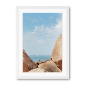 Vue sur océan avec voiliers, Bretagne, France - Reproductions ou Tirages d&#39;Art en édition limitée, photographie.
