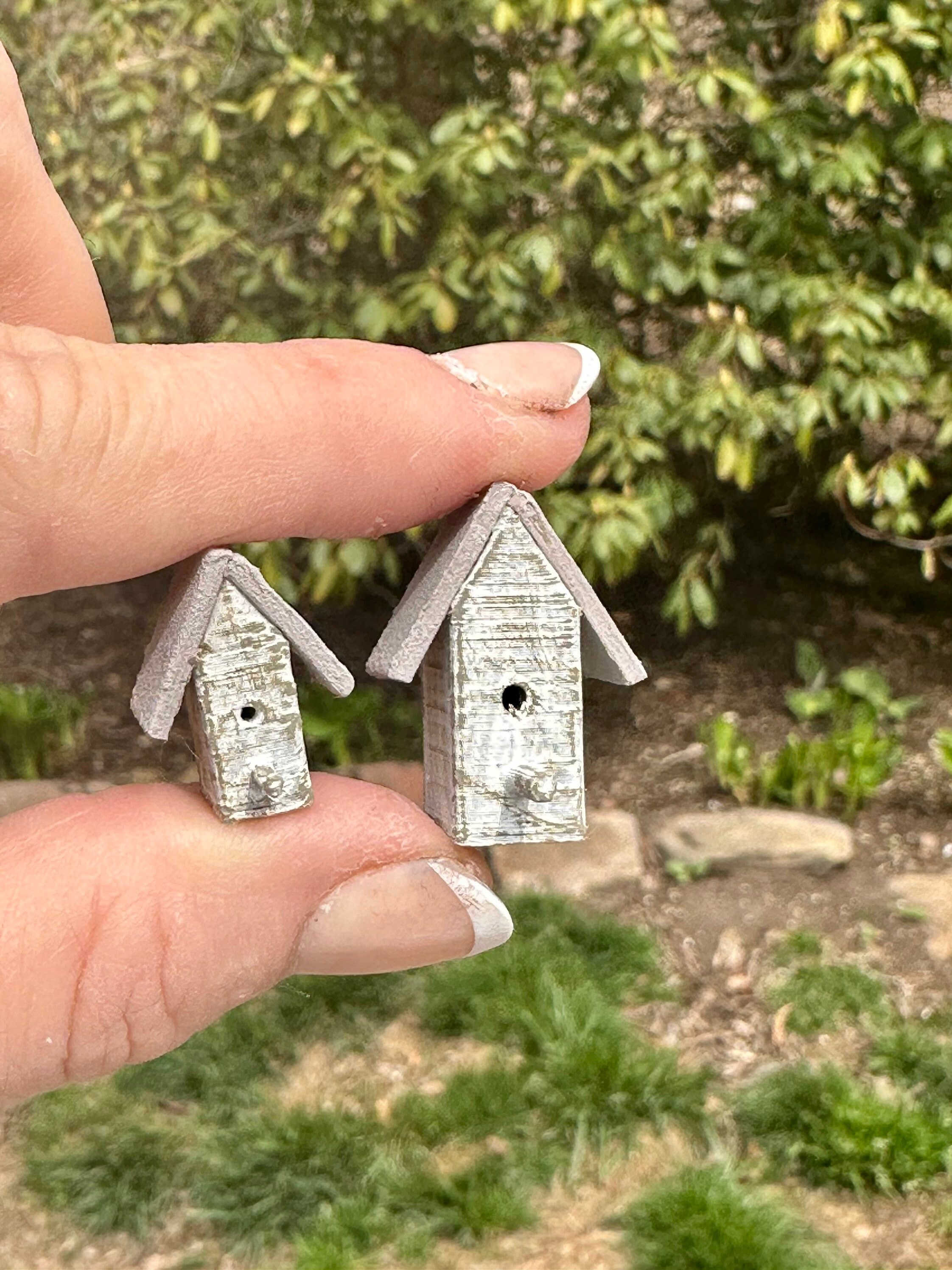 Miniature Dollhouse Aged Birdhouses Aged White and Gray 