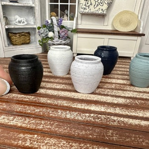 Miniature dollhouse decorative Floor Vases, textured mini vases for dollhouse home decor