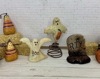 Miniature Halloween decorations for dollhouse, mini porch or scene fall decorations
