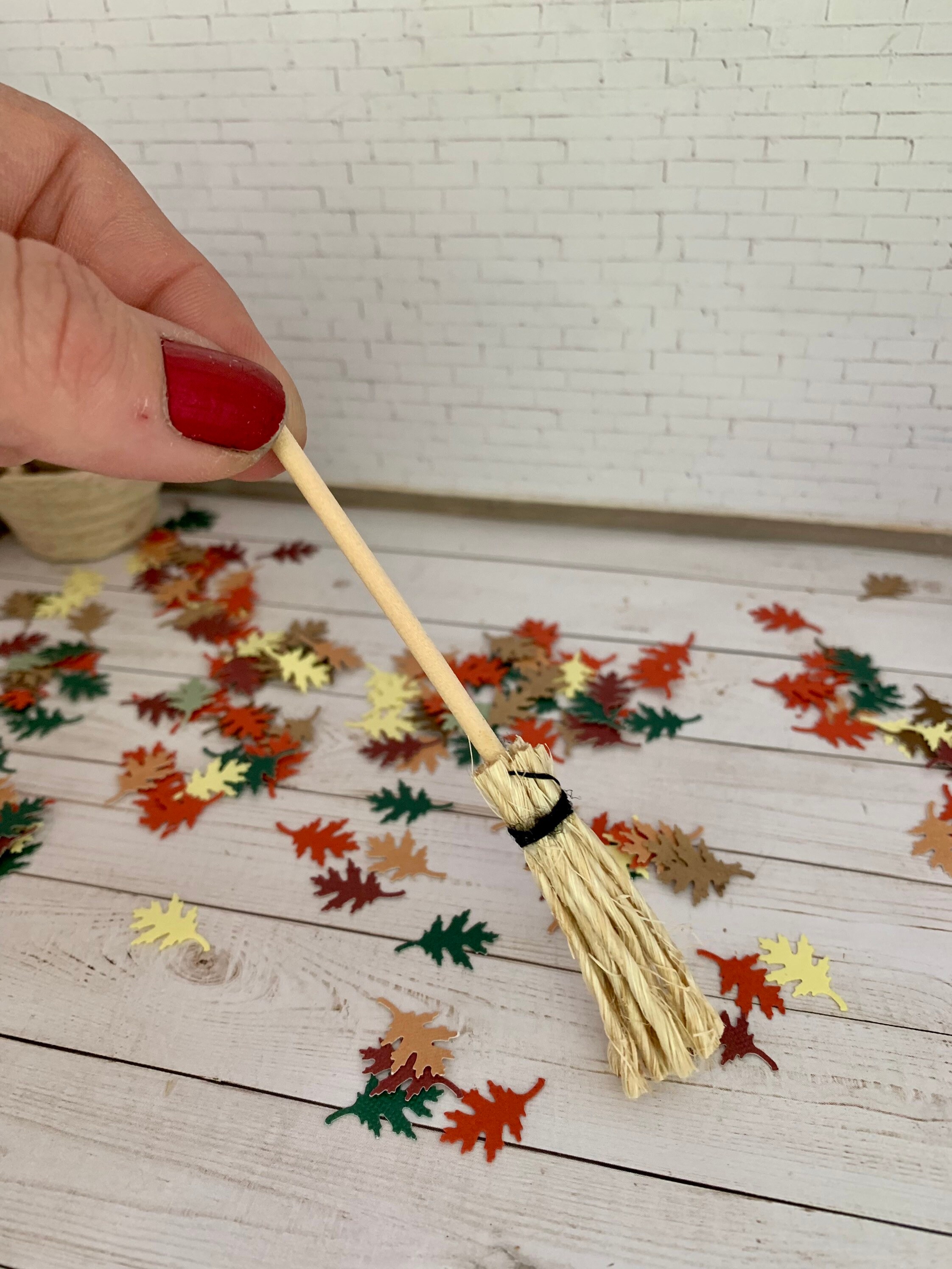 Miniature wooden/straw broom dollhouse broom 112 scale Etsy