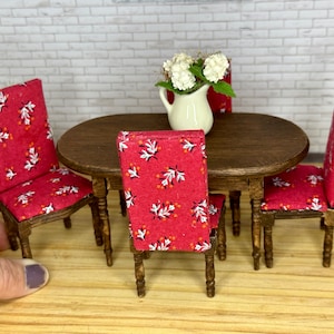 Miniature dollhouse dining table set, dollhouse furniture, miniature table and chairs, Red