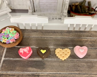 Miniature dollhouse Valentines sweets, miniature food/cake, mini hearts