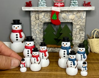 Miniature dollhouse snowman, 3D printed and hand painted, mini snowman, miniature snowman decoration or ornament