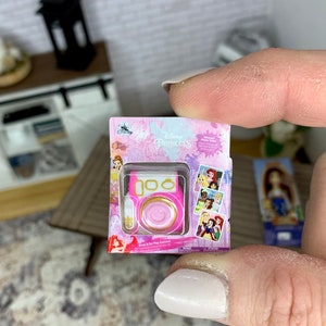 Disney toy mini brands, Zuru mini brands toys, miniature toys, Mickey/Minnie Mouse, Forky, Cars