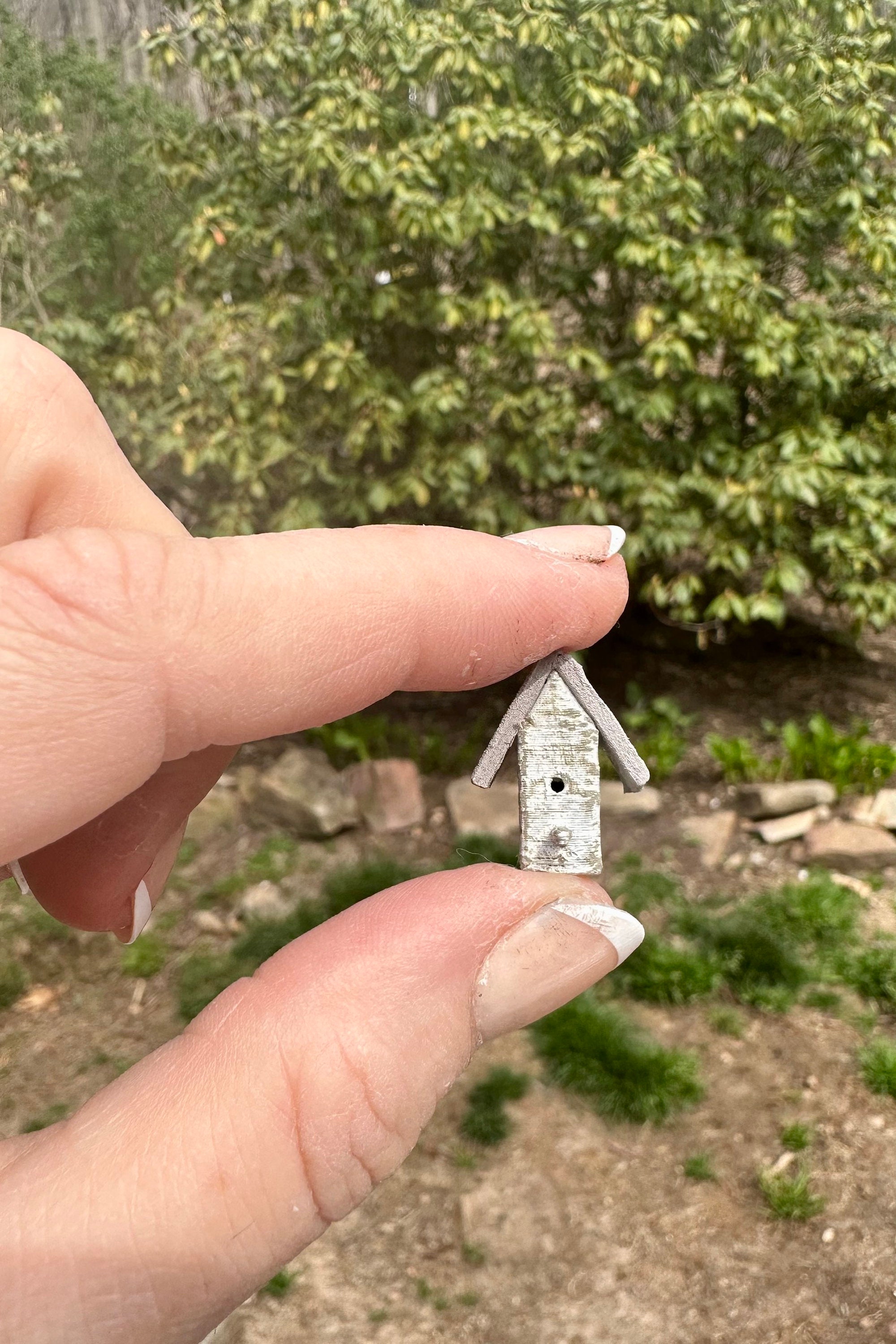 Miniature Dollhouse Aged Birdhouses Aged White and Gray 