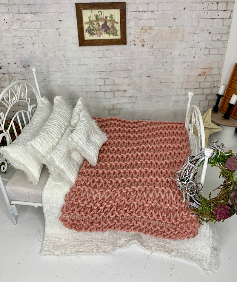 Miniature Pink Rose Knitted Blanket Dollhouse Accessory Etsy