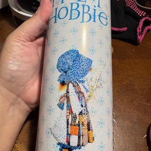 20 oz Holly Hobbie