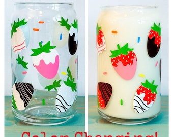 COLOR CHANGING Chocolate Covered Strawberries Can Glass - Valentine's Cup - Valentine's Tumbler