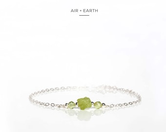 Raw Peridot Bracelet, Dainty Raw Crystal Bracelet with Adjustable Extender, Minimalist Gemstone Jewellery, August Birthstone Gift for Her