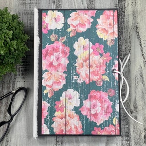 Journal vierge non ligné | Carnet de notes | Agenda | Agenda | Papier kraft ordinaire | Fait main | Fleurs en bois de grange vert sarcelle