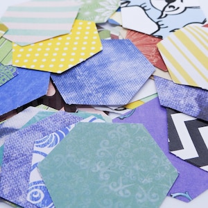 25 sechseckige Papierstanzungen für Scrap-Booking, Junk Journals, Collagen etc.
