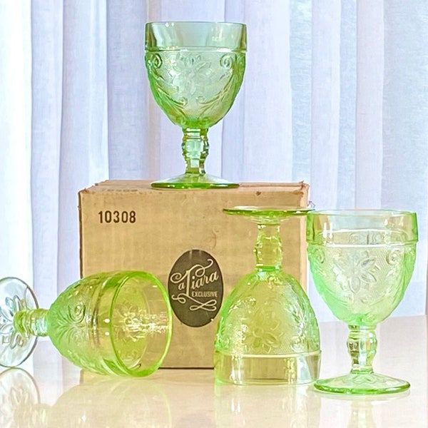 Vintage Indiana Glass Chantilly Tiara Glasses (#10308) - Set of 4