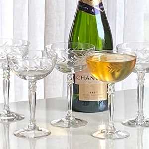 Vintage Fostoria Holly Etched Glasses (circa 1942 - 1980) - Set of 6 (Set #601M)