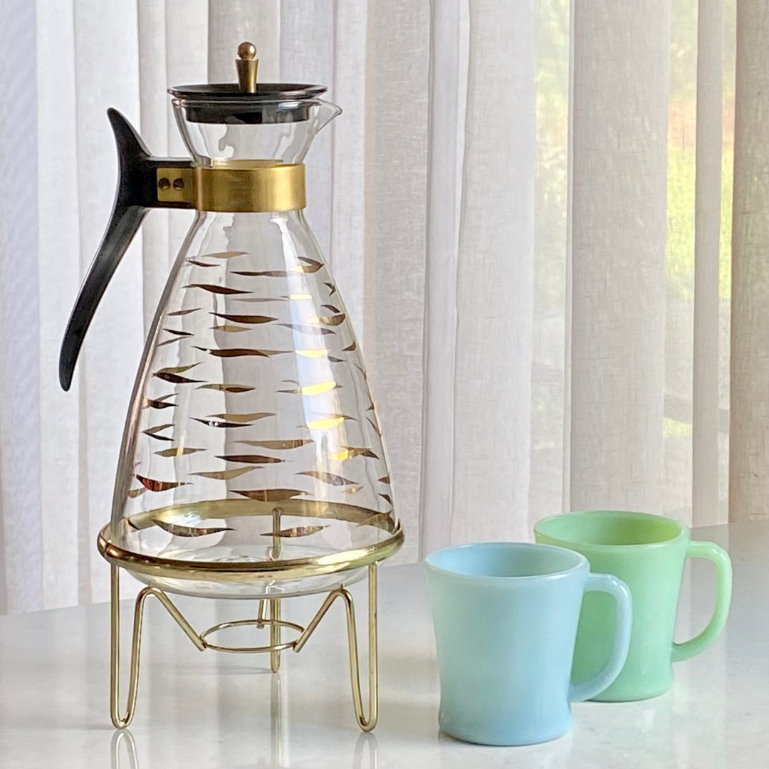 Vintage Pyrex Gold Wave 10 Cup Carafe With Lid and Stand - Etsy
