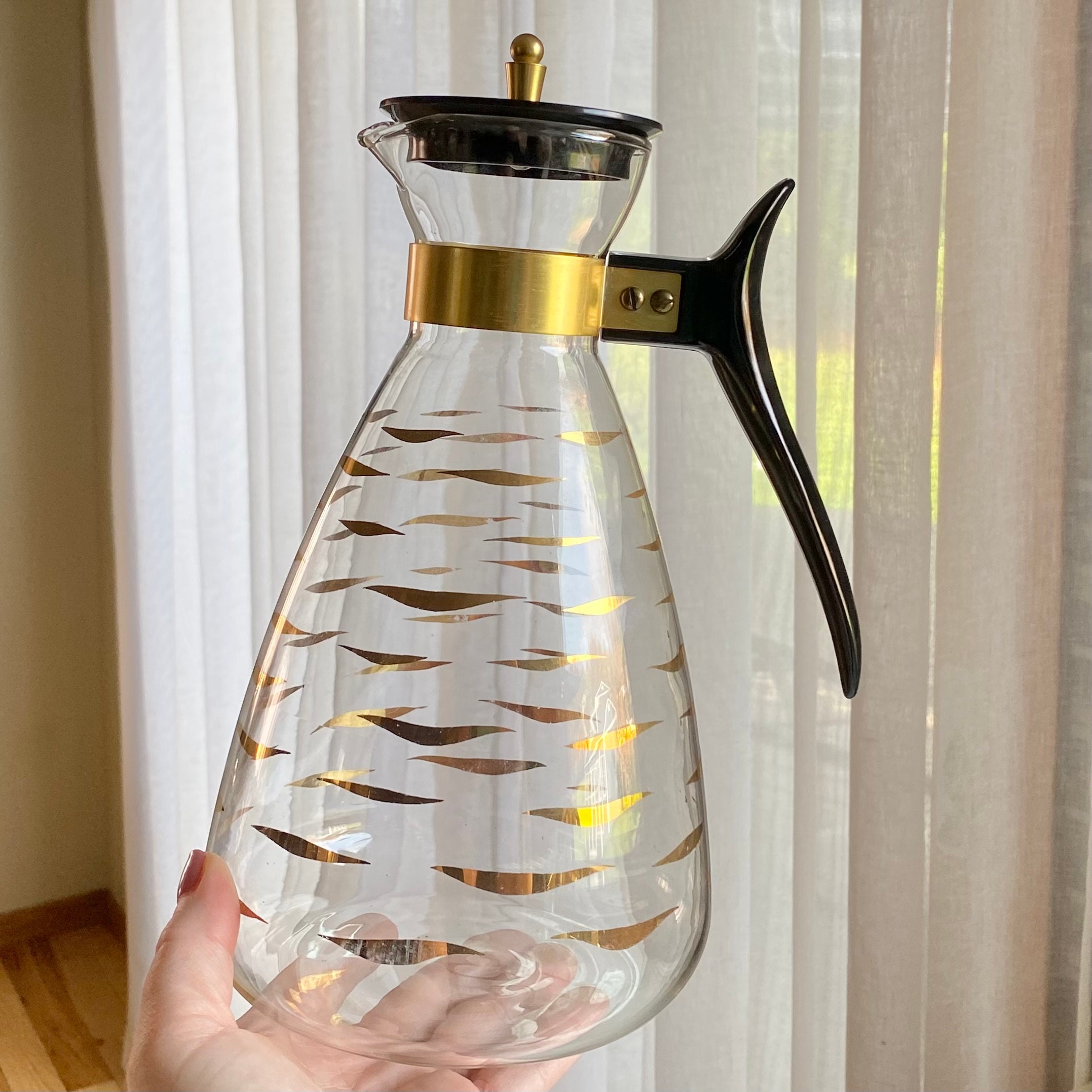 Vintage Pyrex Gold Wave 10 Cup Carafe With Lid and Stand - Etsy