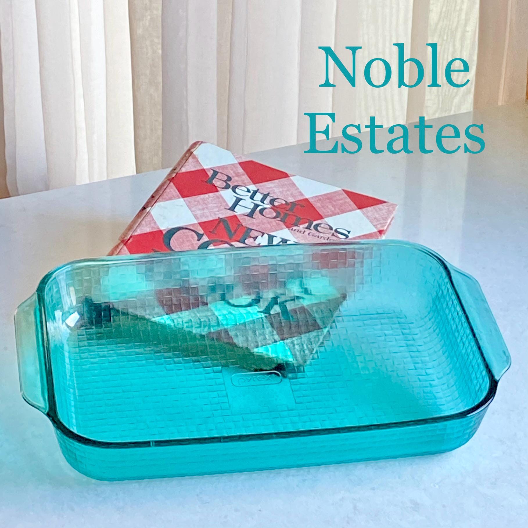 Vintage Pyrex Peacock Aqua Basket Weave Three Quart Casserole Dish