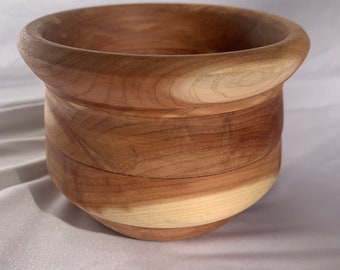 Wood Bowl. Hand turned.