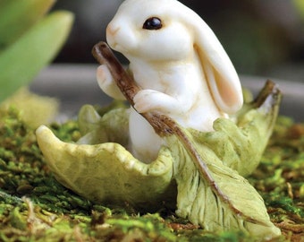 Bunny Leaf Boot, Mini Bunny, Bunny Rudern, Fairy Garden Bunny