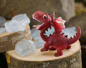 Red Dragon Smiling, Mini Dragon, Miniature Dragon, Mini Red Dragon, Fairy Arden Dragon, Terrarium Dragon, Fairy Garden