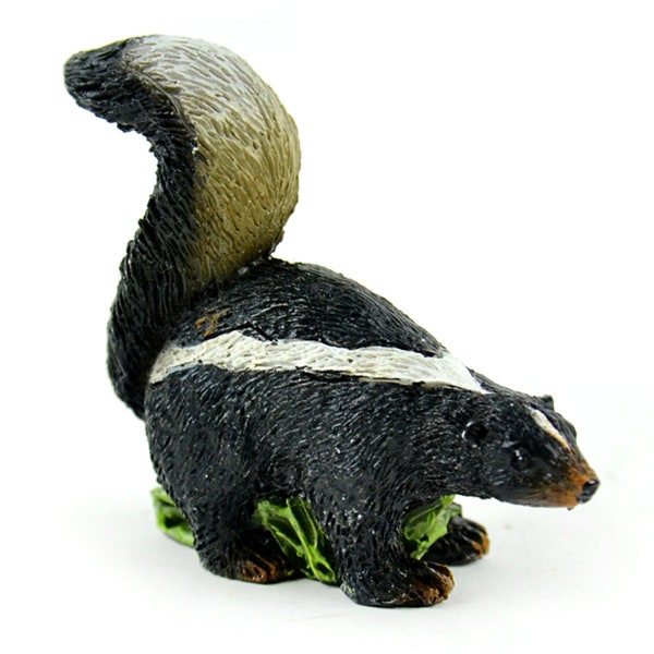 Mini Skunk, Fairy Garden Skunk, Miniature Skunk