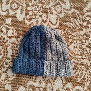 Ribbed crochet beanie