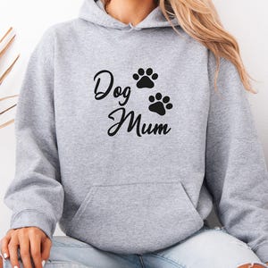 Dog Mum Hoodie, Dog Mum Jumper, Dog Lover Gift, Dog Owner Gift, Dog Mum Gift, Dog Lover Jumper, Dog Mama Hoodies, Dog Walking Jumper zdjęcie 5